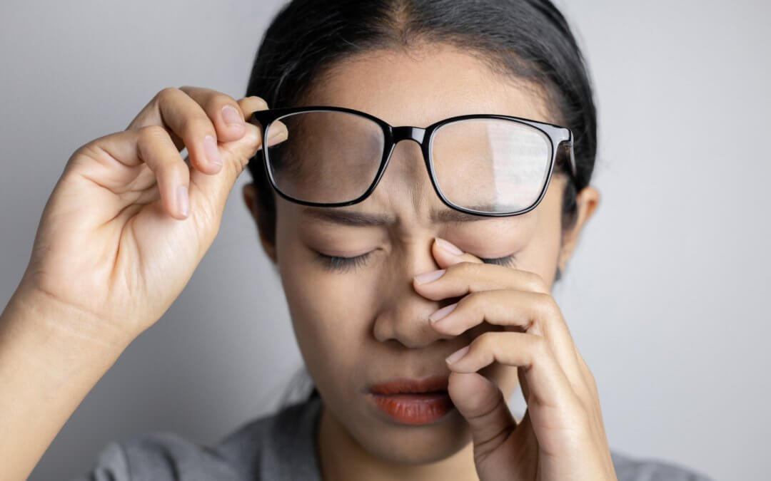 How to Heal a Scratched Eye (aka Corneal Abrasion)