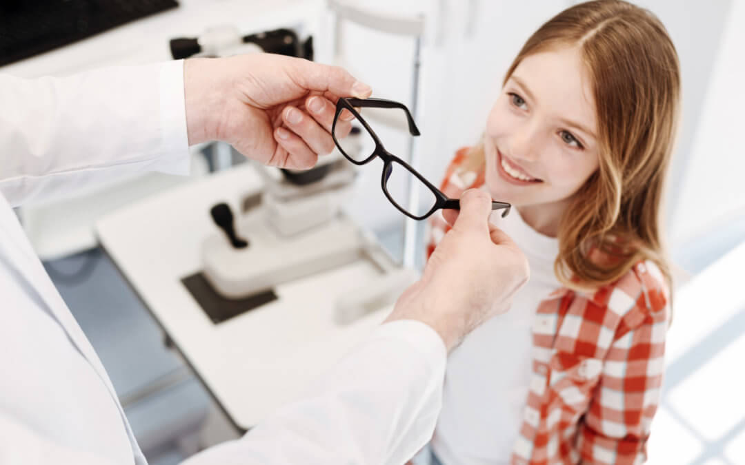 Optometrist vs Ophthalmologist: What Are the Differences?
