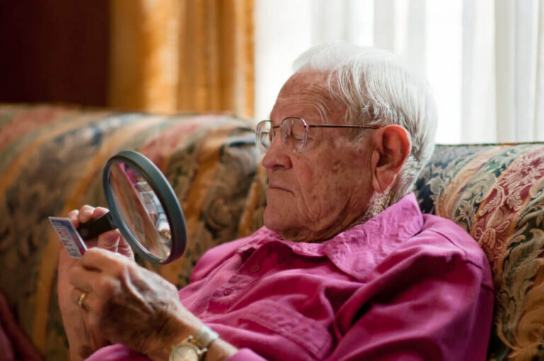 macular degeneration